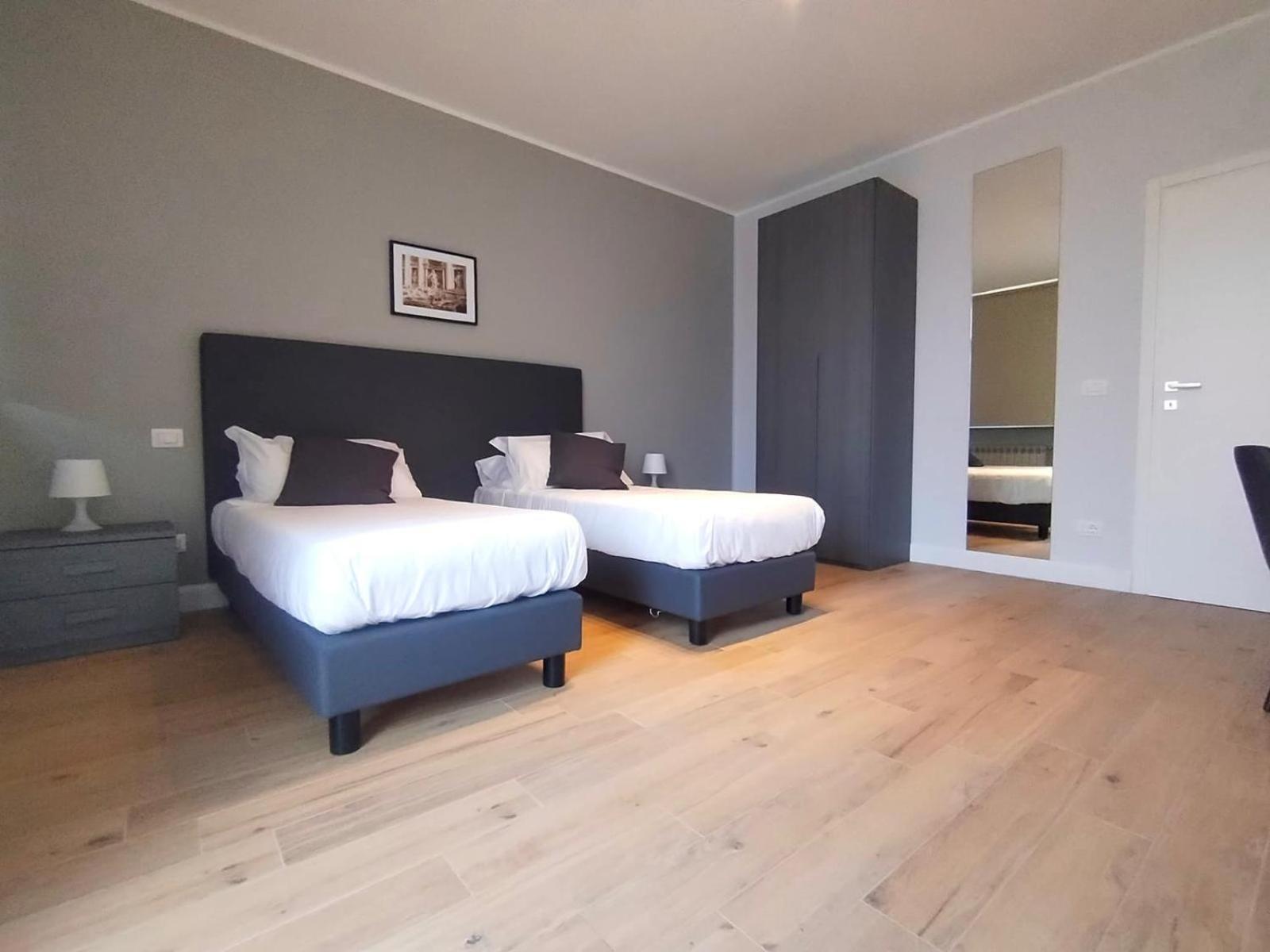 Hh Hermoso Housing Asti Exterior foto
